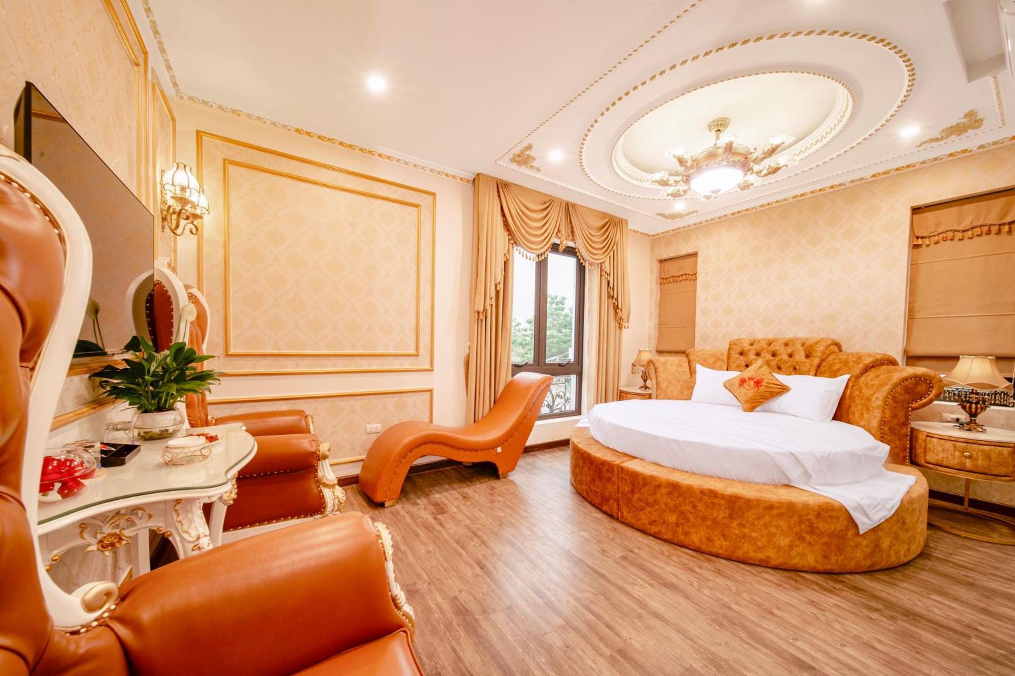 Lake Hotel Soc Son Hanoi Exterior photo
