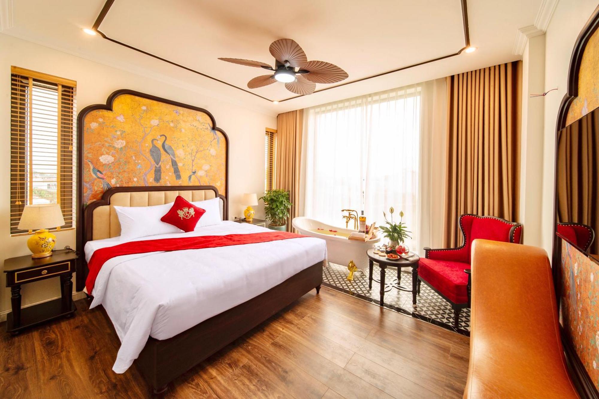 Lake Hotel Soc Son Hanoi Exterior photo